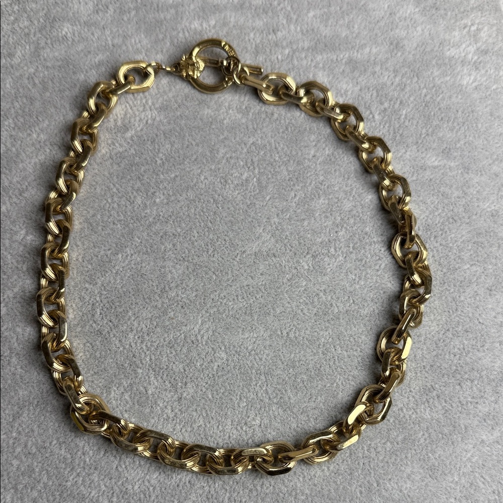 Vintage Anne Klein signed oval Goldtone Chain Necklace with lion clasp runway - Picture 4 of 13
